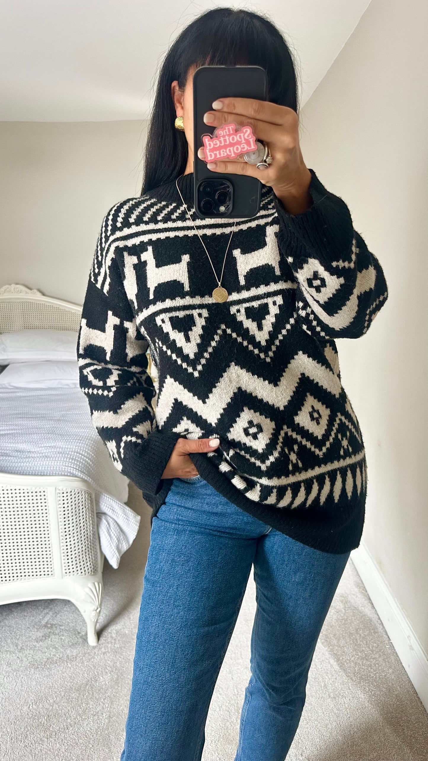 H&M black white alpaca print knitted oversized jumper small UK 8 10
