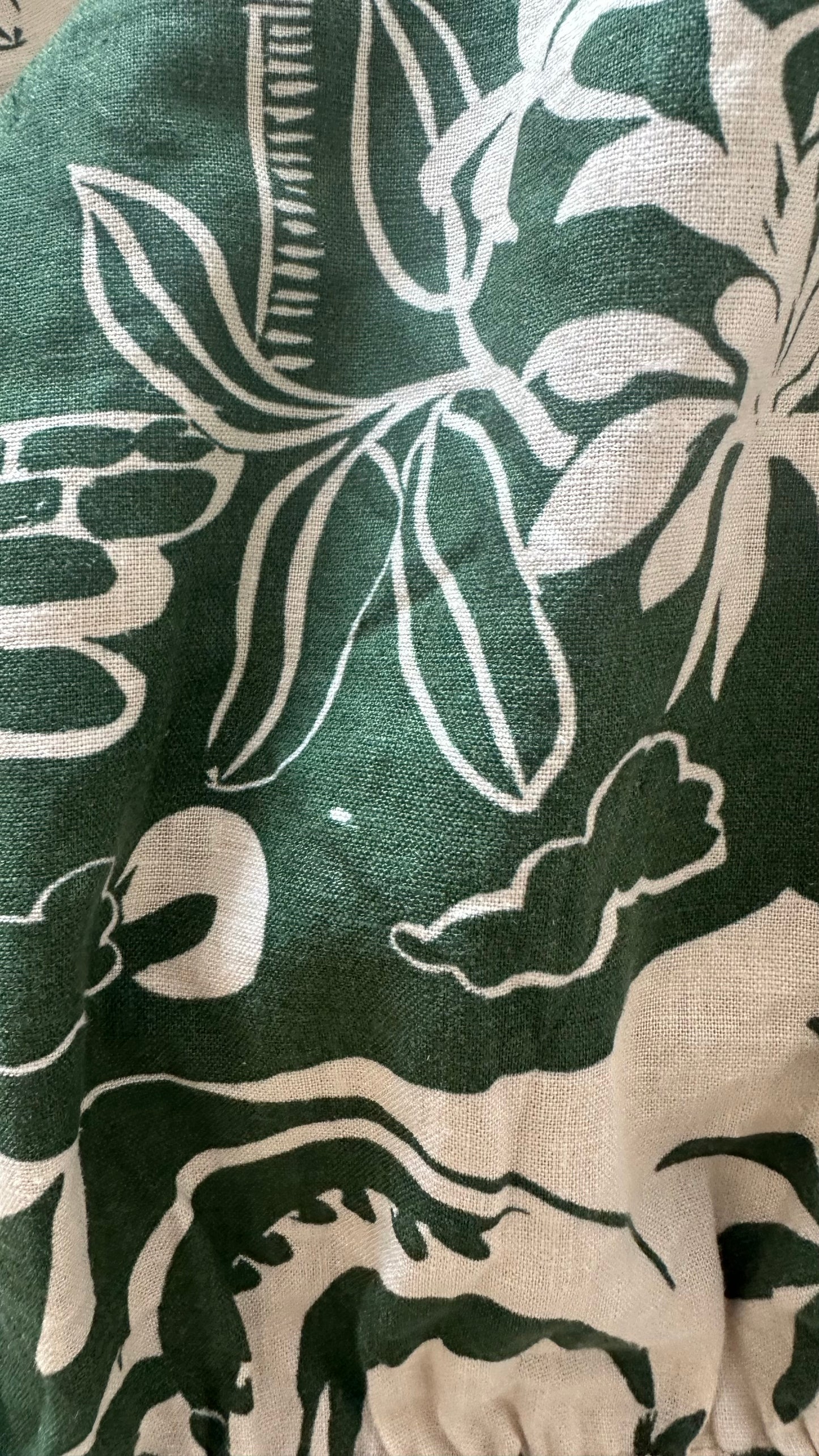 Feather & Bone @ Anthropologie Green cream holiday palm print linen blend dress UK 10-12