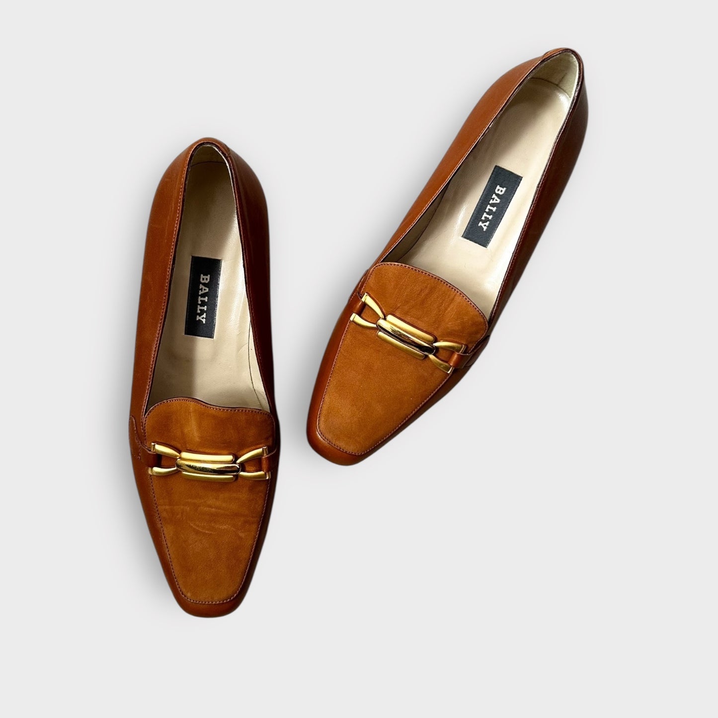 Bally brown tan beige vintage suede loafers shoes EU 38.5 vgc w25