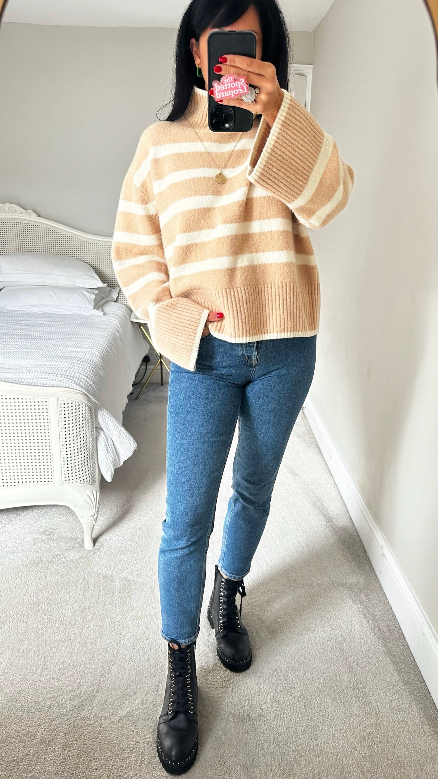 & other stories beige cream striped knitted jumper medium UK 12 vgc