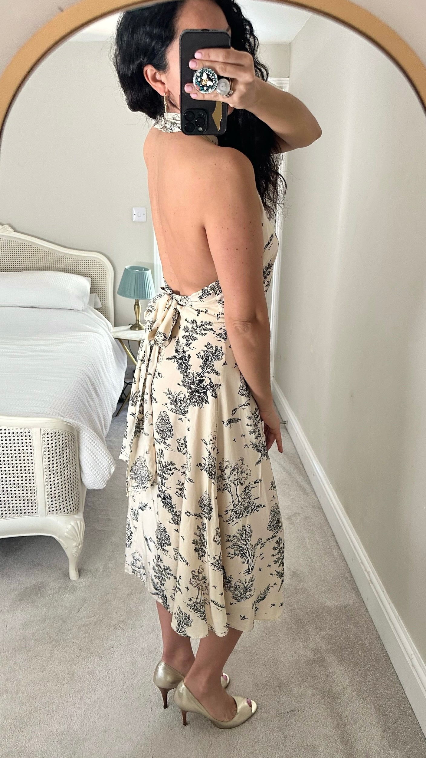 & Other stories cream black tree city print halterneck backless midi dress medium M UK 10-12 vgc