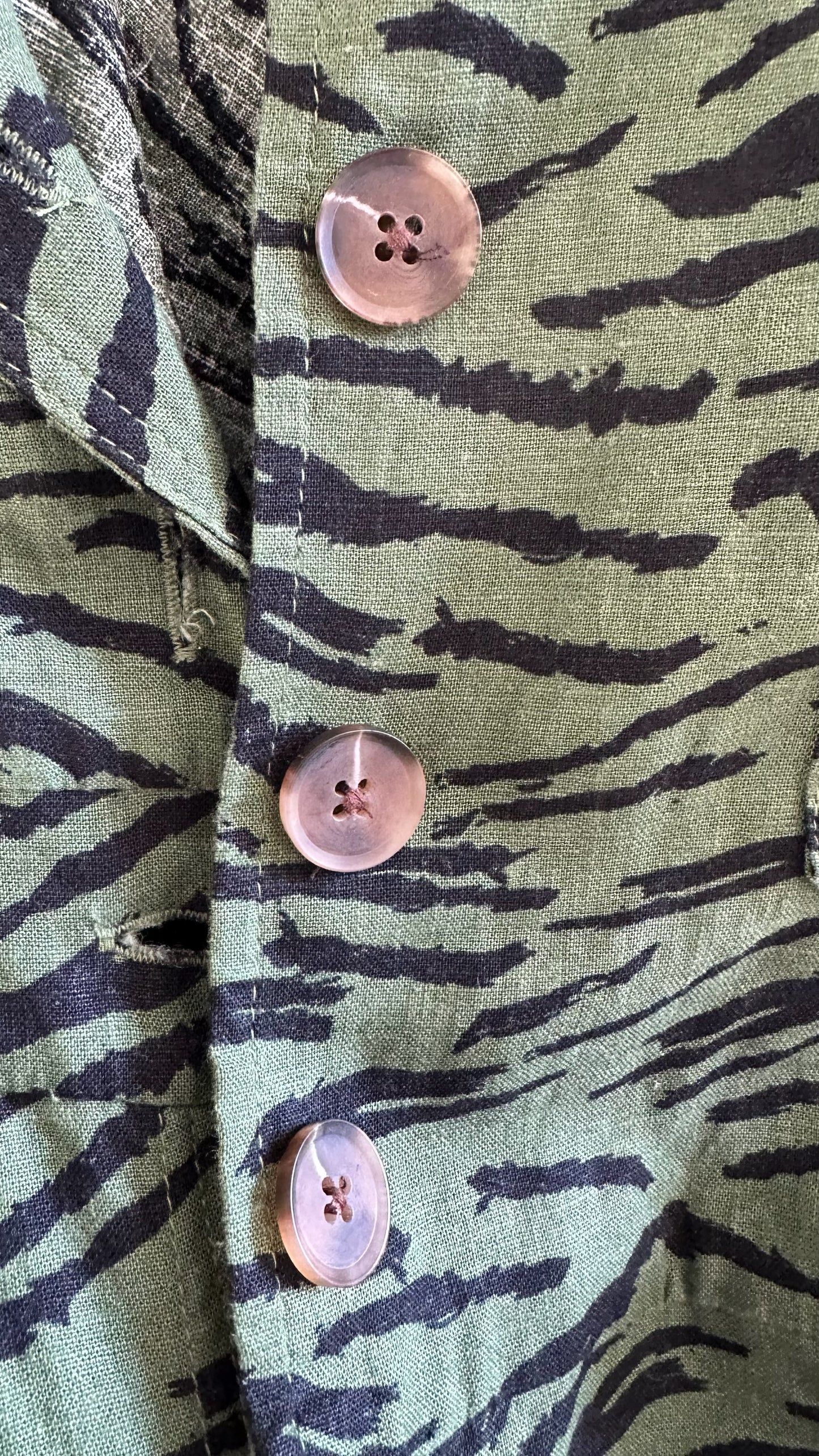 Oliver bonas olive khaki green animal print button up jumpsuit playsuit boiler suit medium UK 10 vgc w25