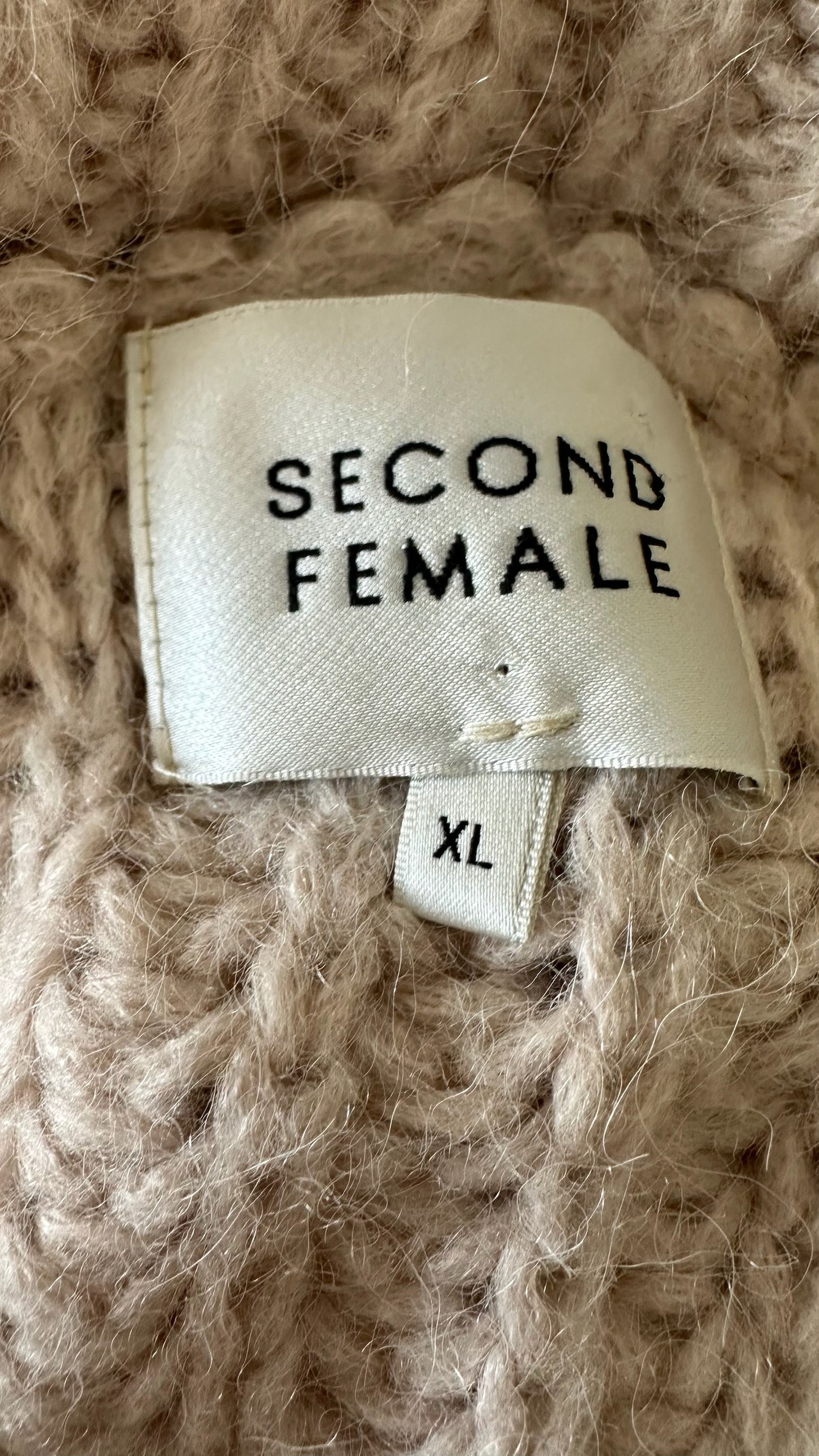 Second female cream chunky knit roll neck alpaca wool blend vest top jumper large UK 14 nwot w25