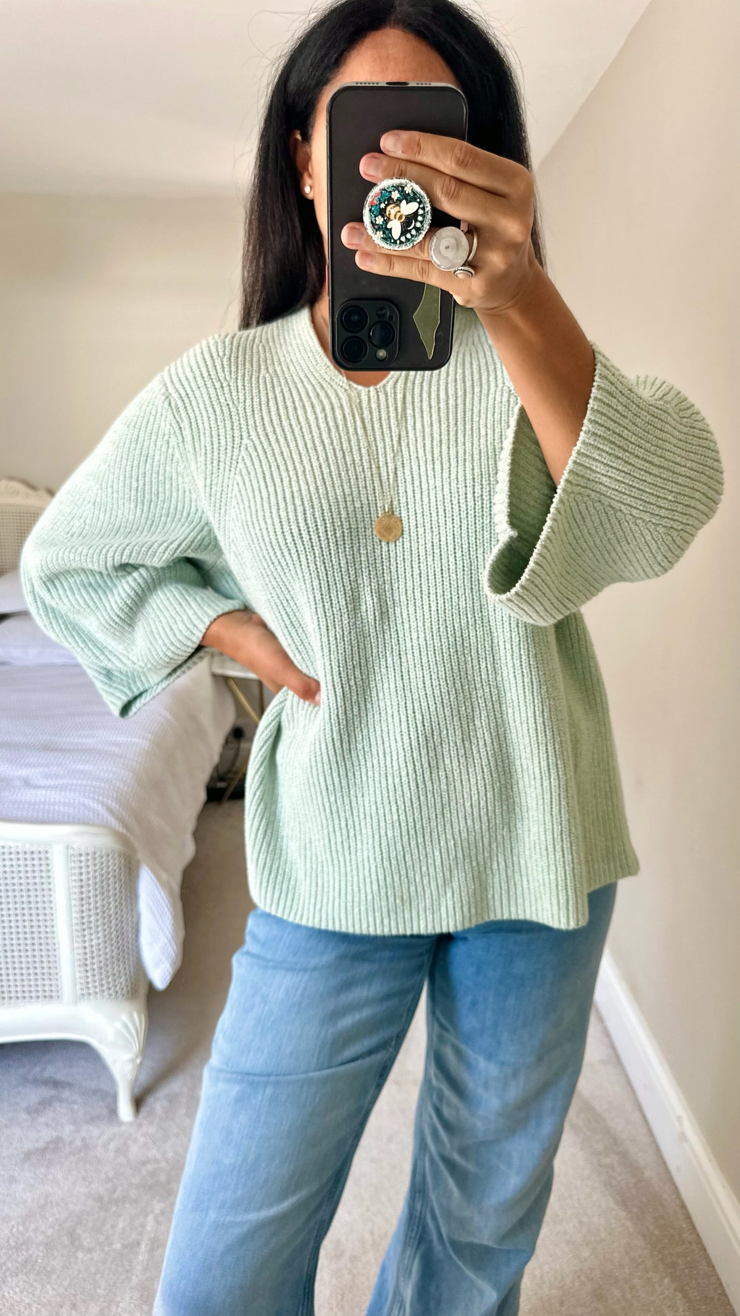 COS light green lightweight knitted jumper large UK 12-14 vgc w25