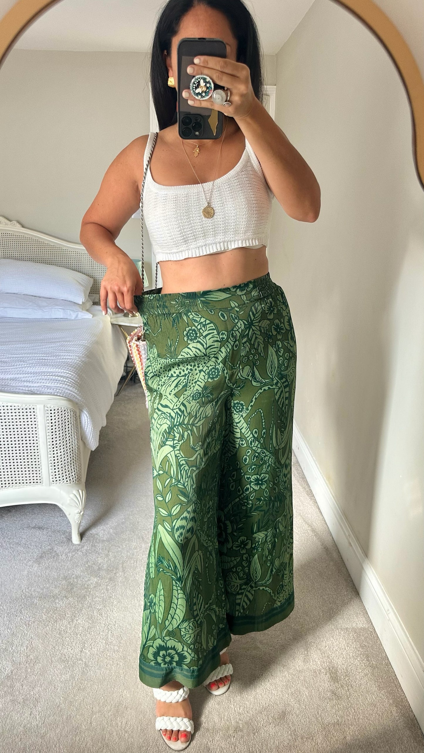 FARM Rio @ Anthropologie khaki olive green printed tropical wide leg trousers small UK 8-10 vgc