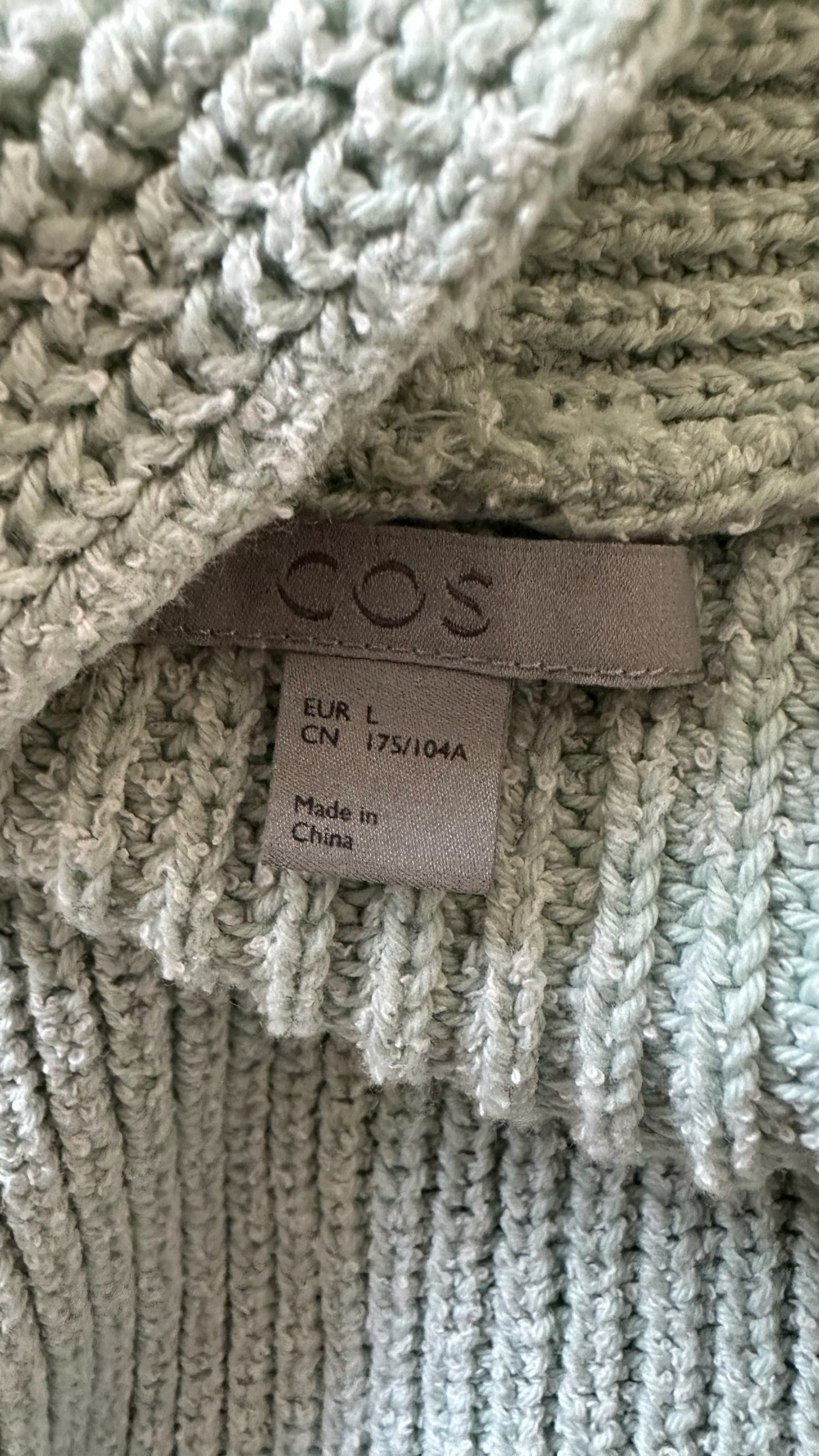 COS light green lightweight knitted jumper large UK 12-14 vgc w25