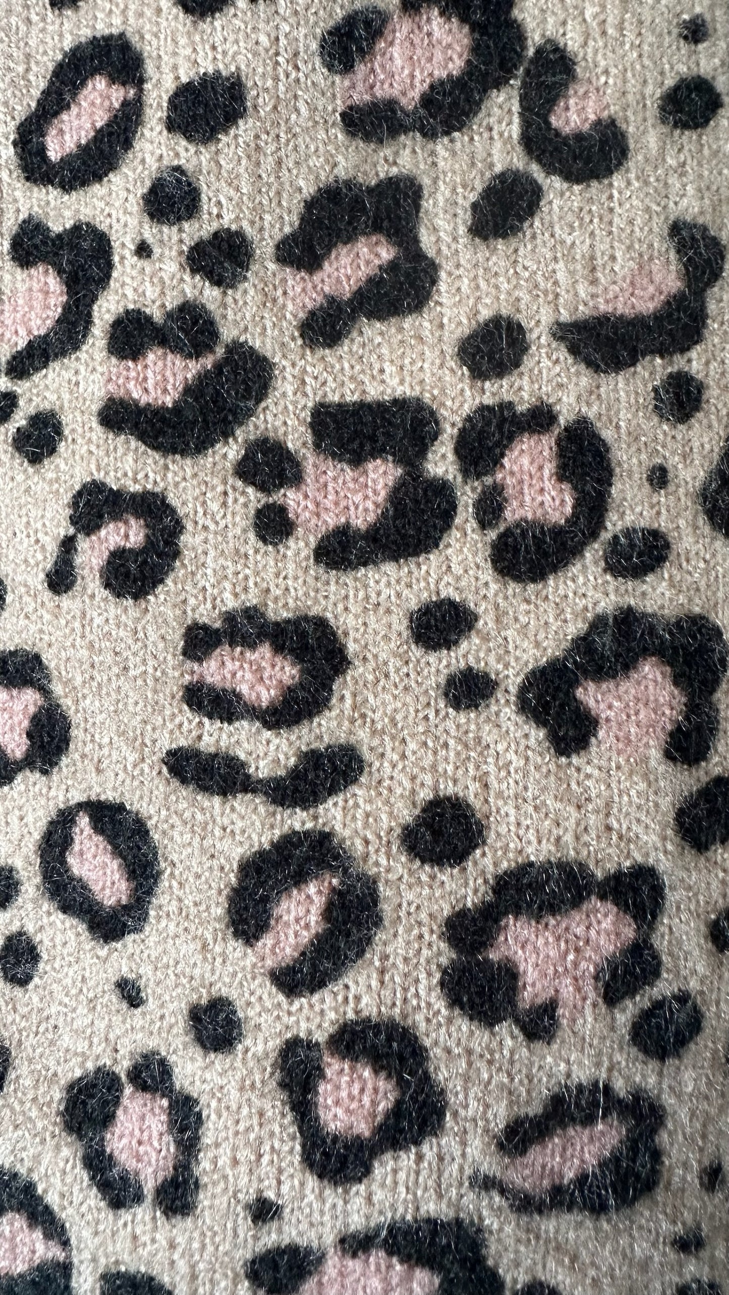 Oliver bonas beige black animal print leopard knitted jumper medium UK 10 vgc w25