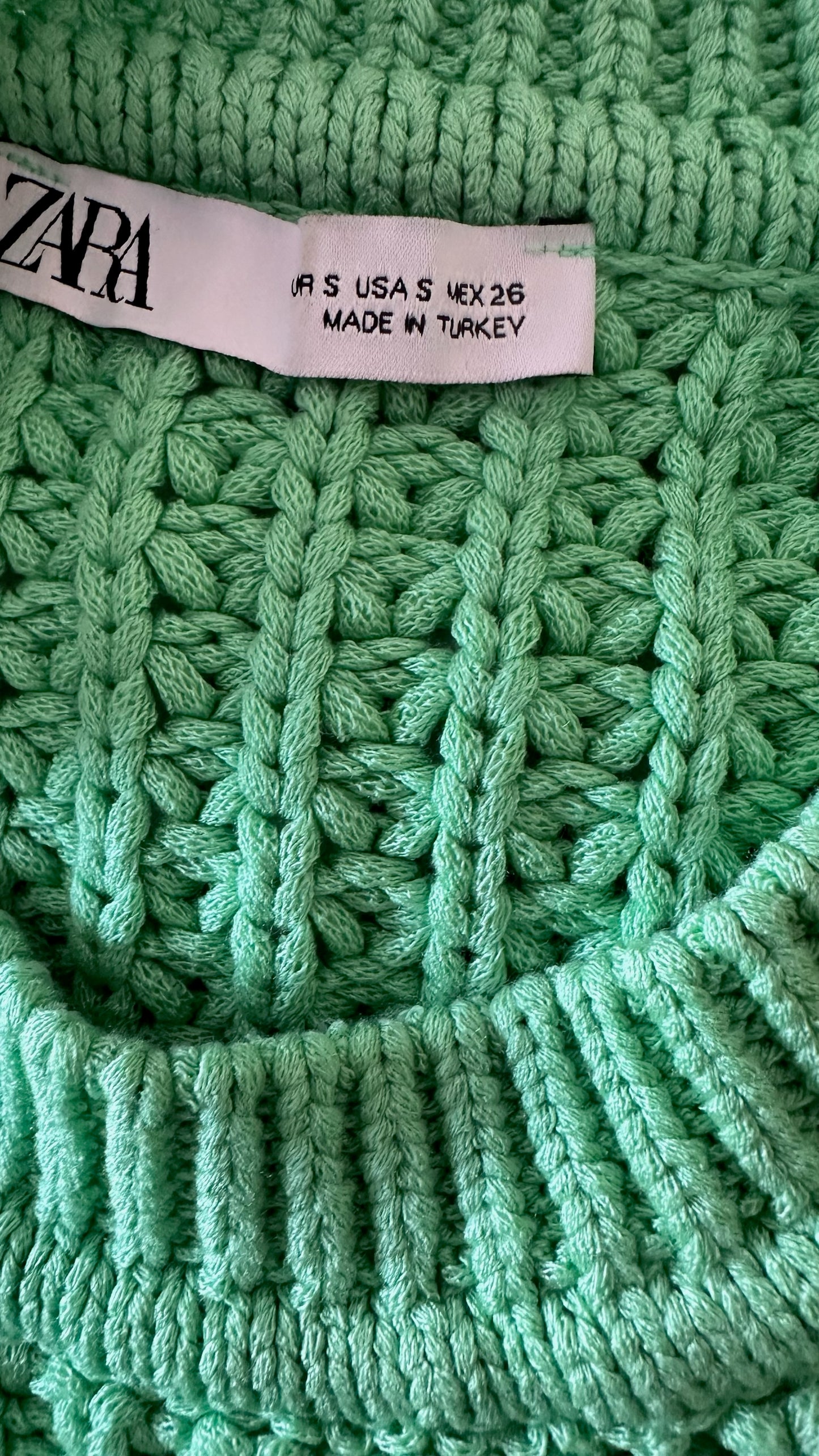 Zara bright green knitted cropped casual jumper small UK 8 vgc w25