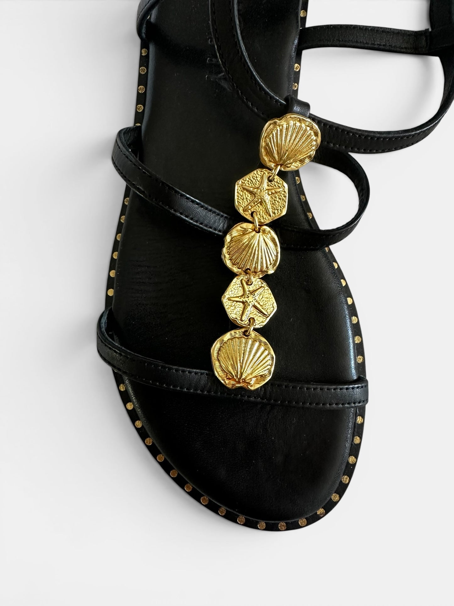 Cuchy @ Net a Porter black gold leather shell sandals flip flops shoes UK 5 EU 38 vgc