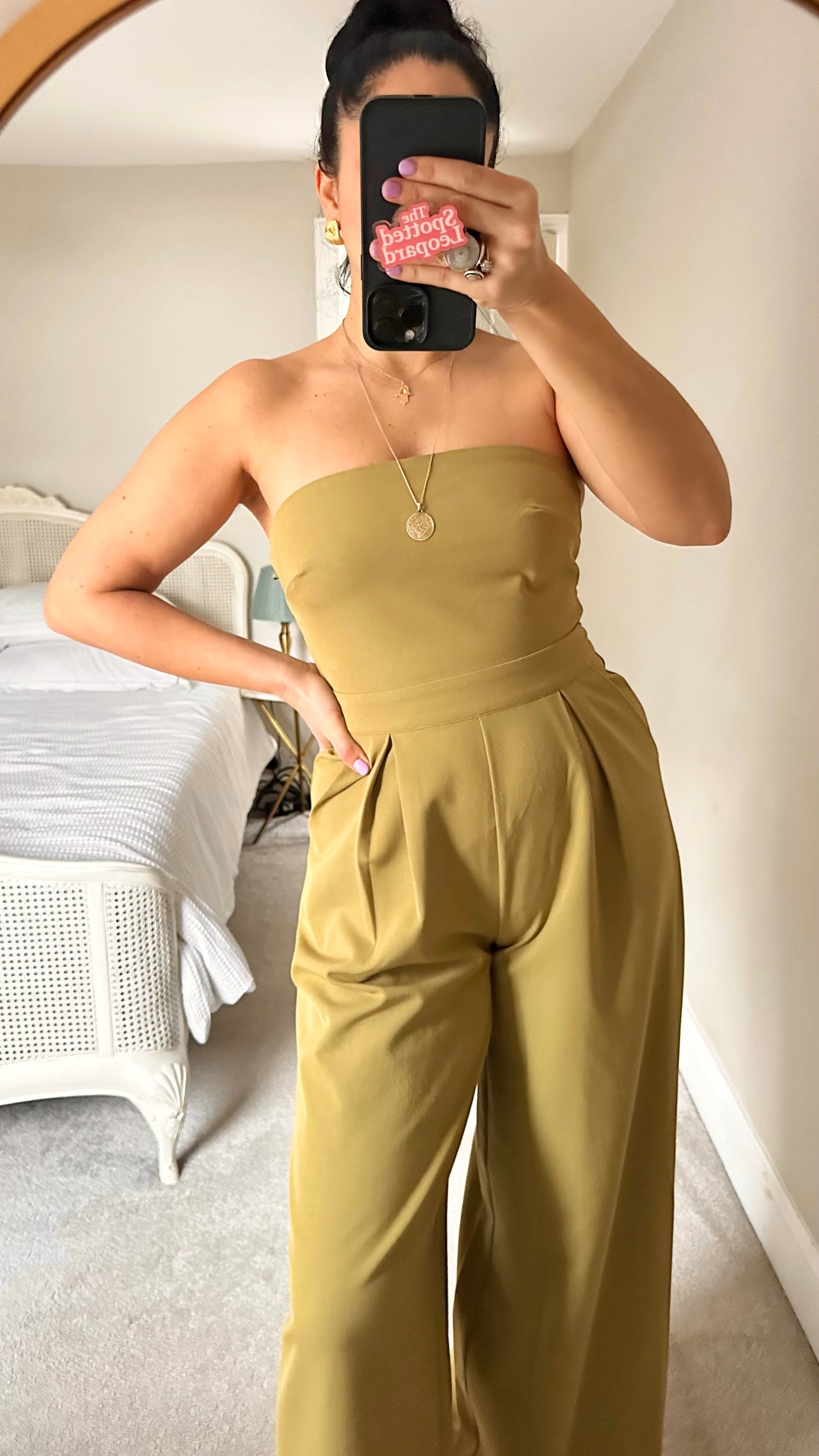 Pretty Lavish khaki green jumpsuit playsuit strapless small UK 10 event holiday excellent condition 💫