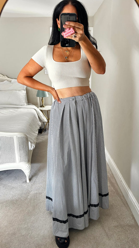 Handmade white navy black stripe maxi long skirt medium UK 12 vgc