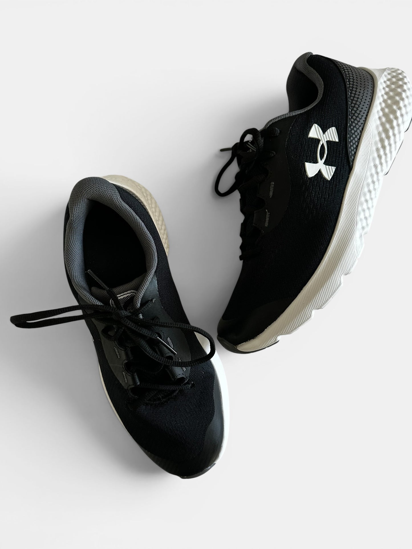 Under Armour UA BGS Charged Rogue 4 EU 38 UK 5 new bnib