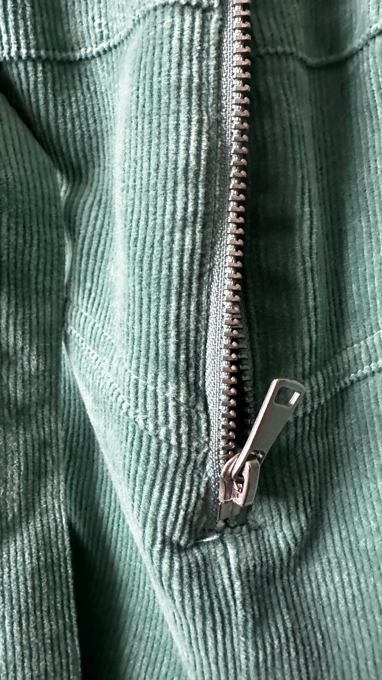 Oliver Bonas sage green corduroy jumpsuit boiler suit playsuit small UK 8