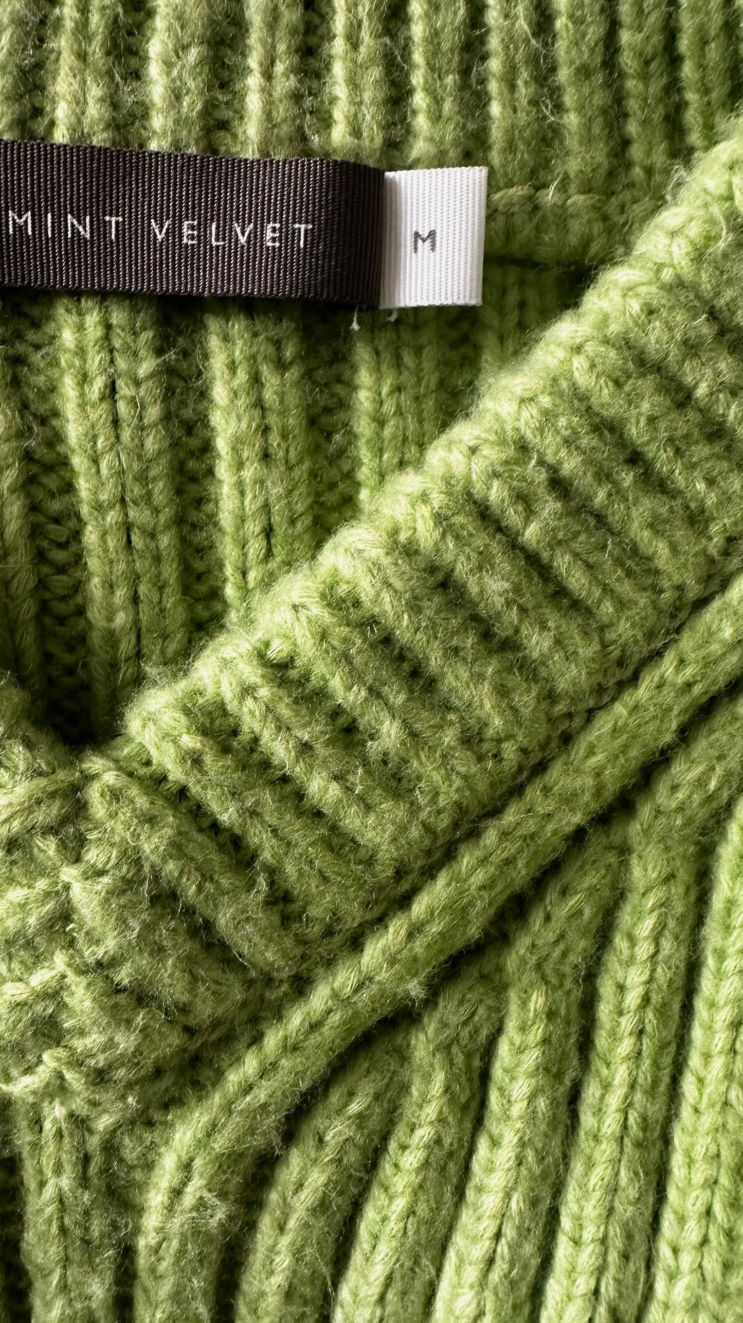 Mint velvet bright lime green large knitted jumper medium M UK 10 excellent used condition