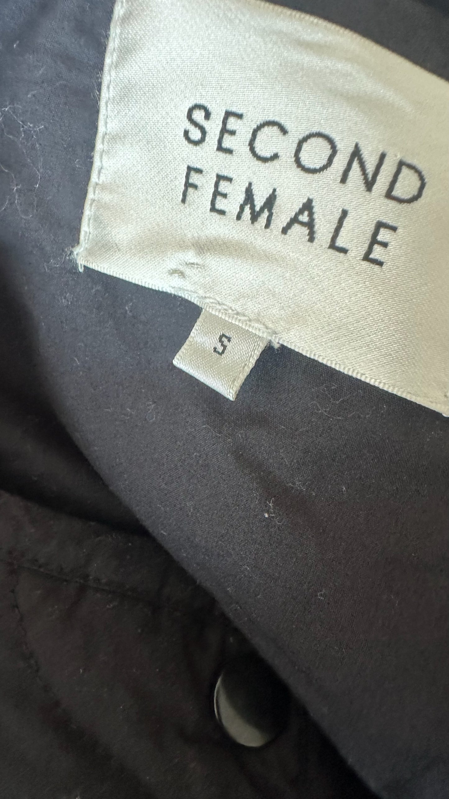 Second female @ Anthropologie black quilted embroidered jacket coat small UK 8-10 vgc w25