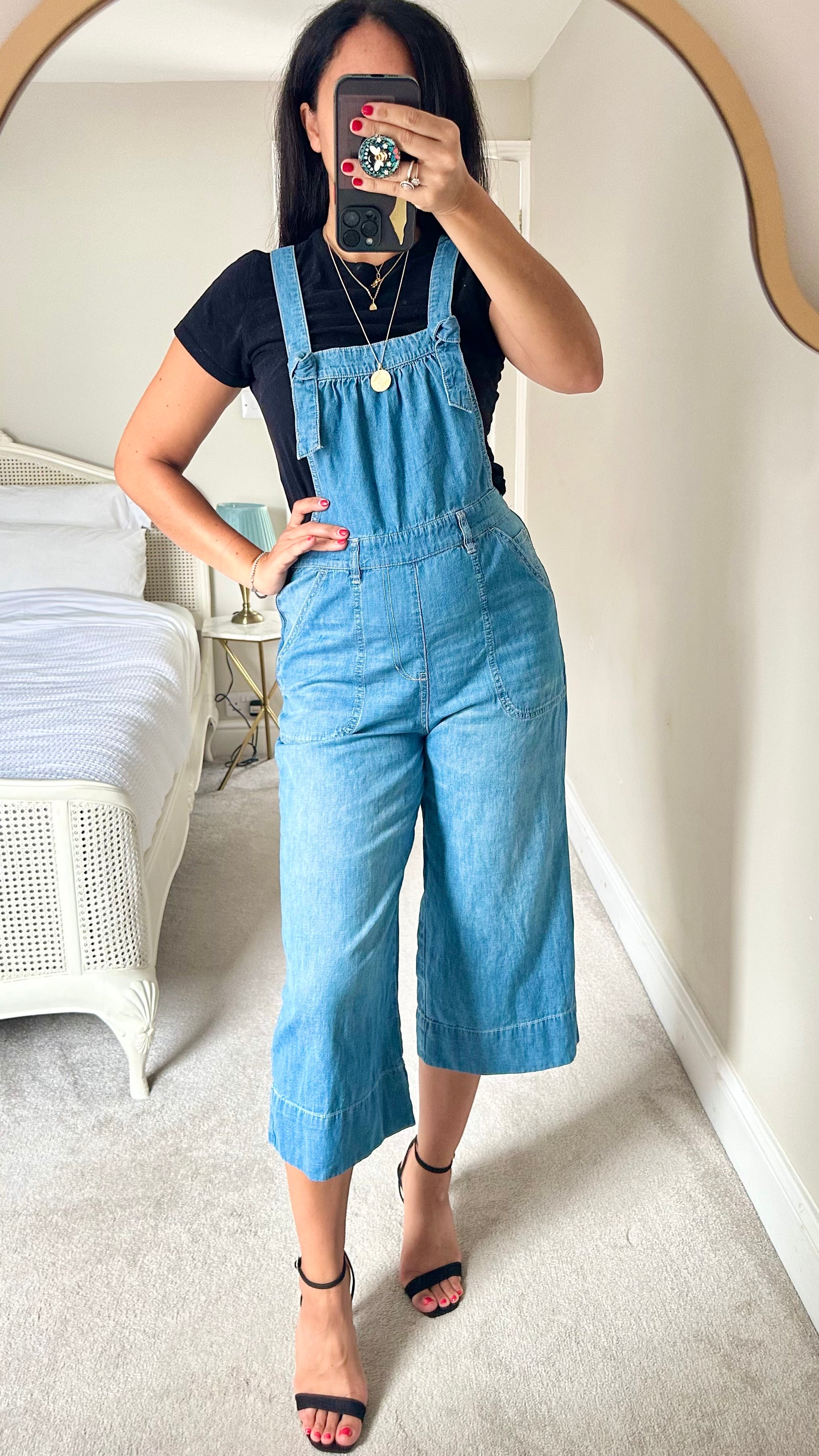 Pilcro Anthropologie petite cropped dungarees jeans jumpsuit medium the.spotted.leopard