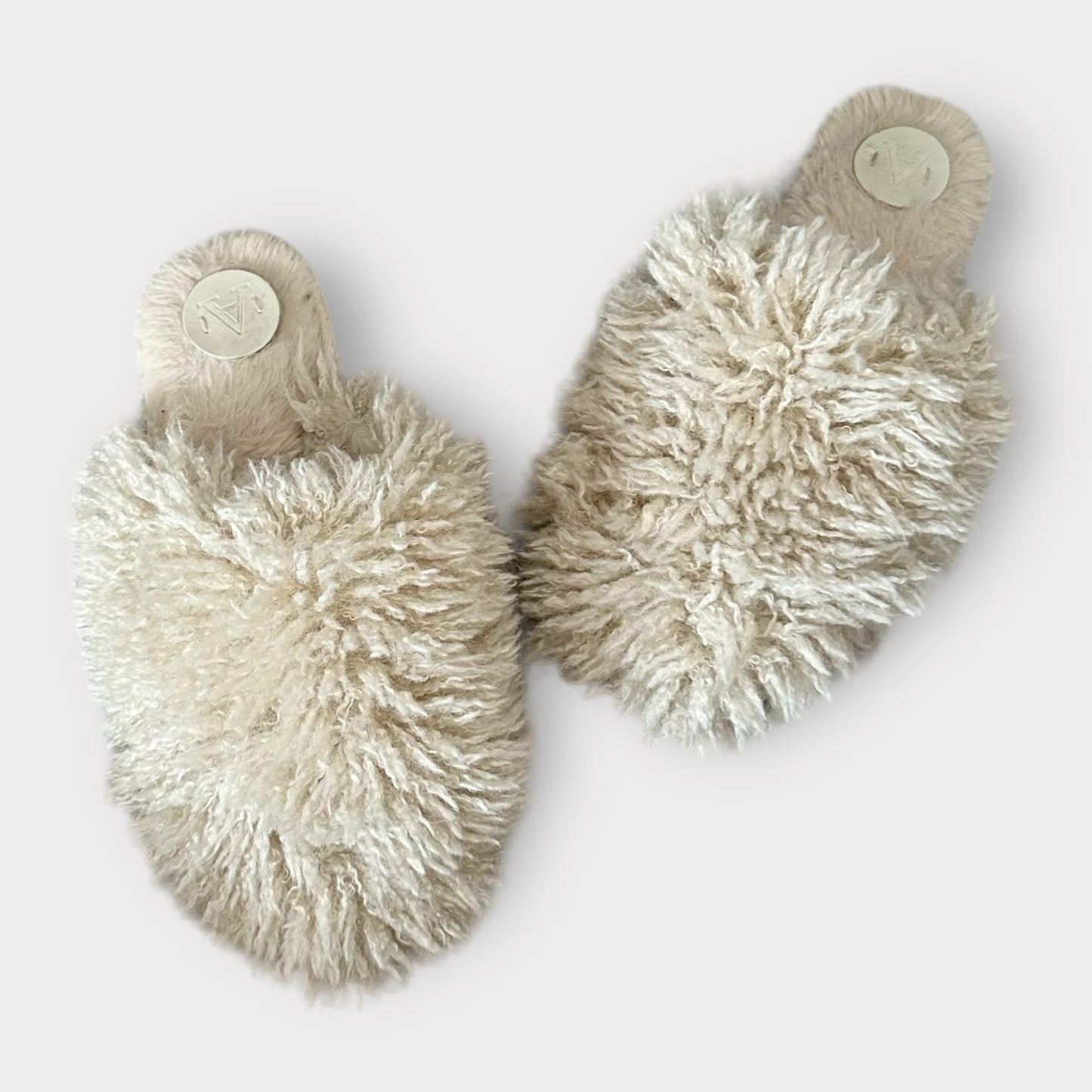 Anthropologie cream beige fluffy indoor slippers EU 37 UK 4 vgc