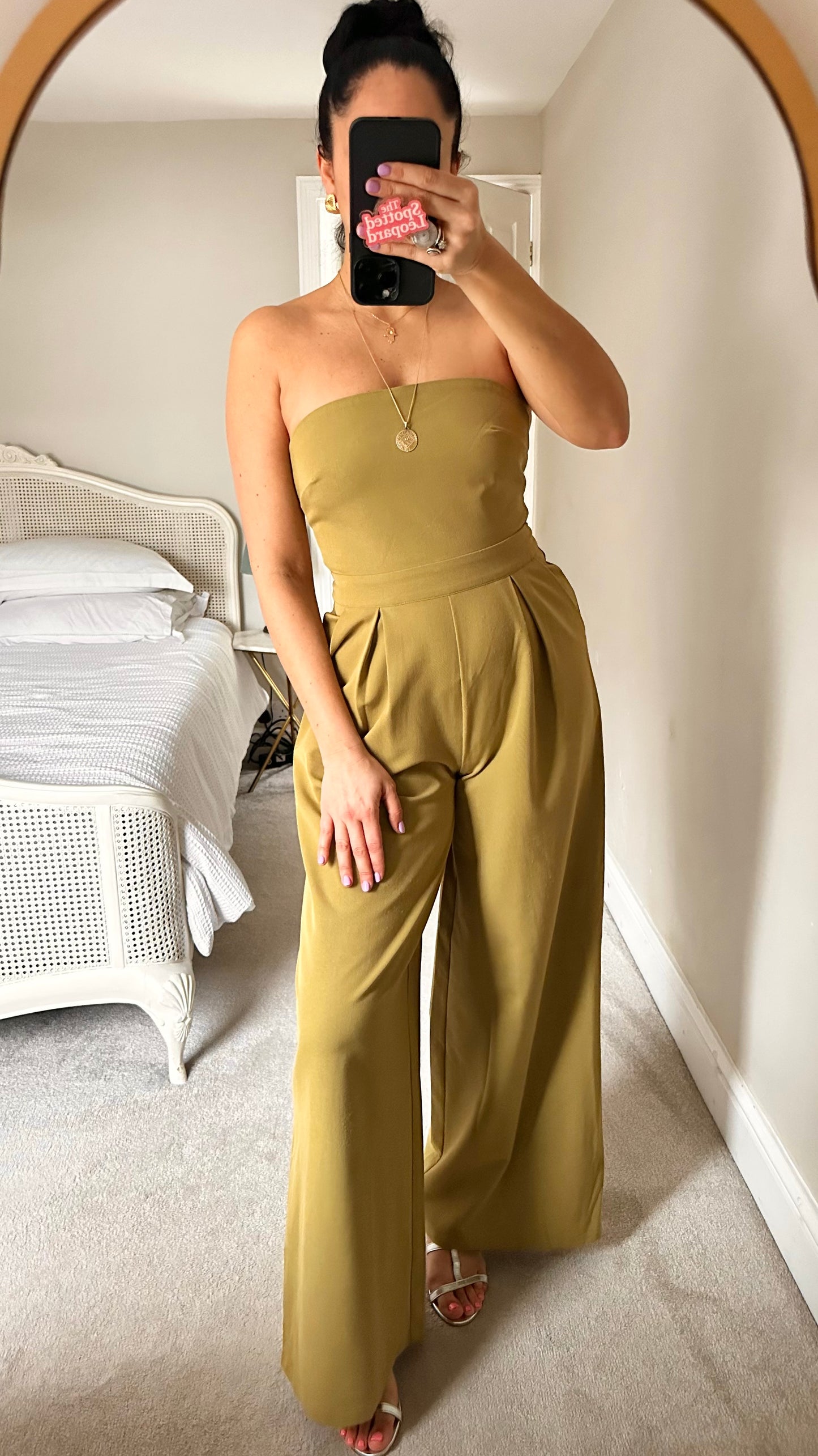 Pretty Lavish khaki green jumpsuit playsuit strapless small UK 10 event holiday excellent condition 💫