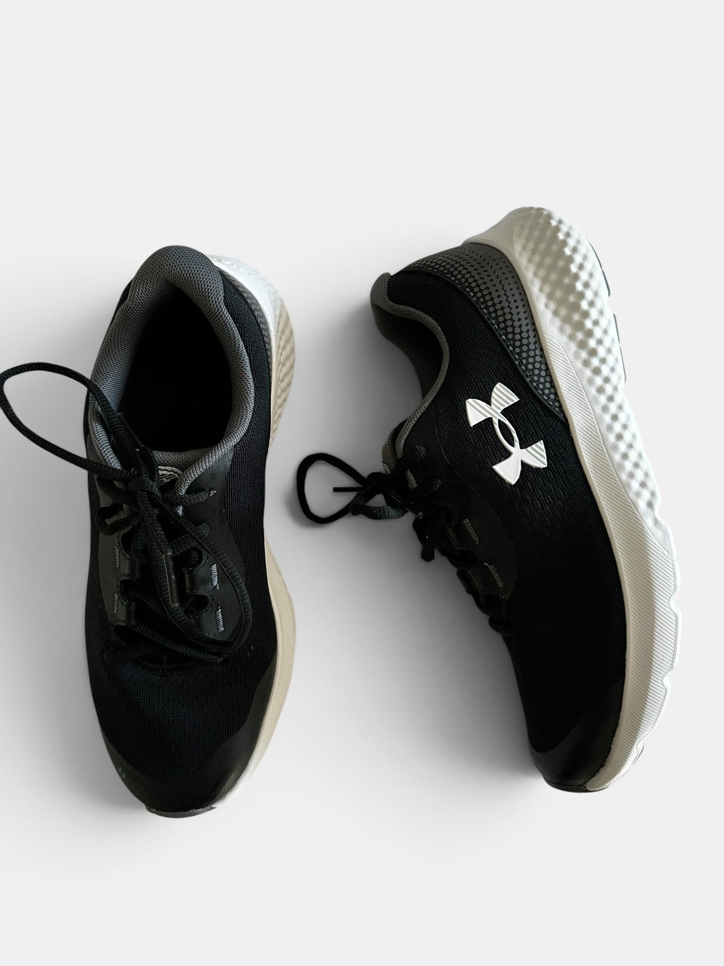 Under Armour UA BGS Charged Rogue 4 EU 38 UK 5 new bnib
