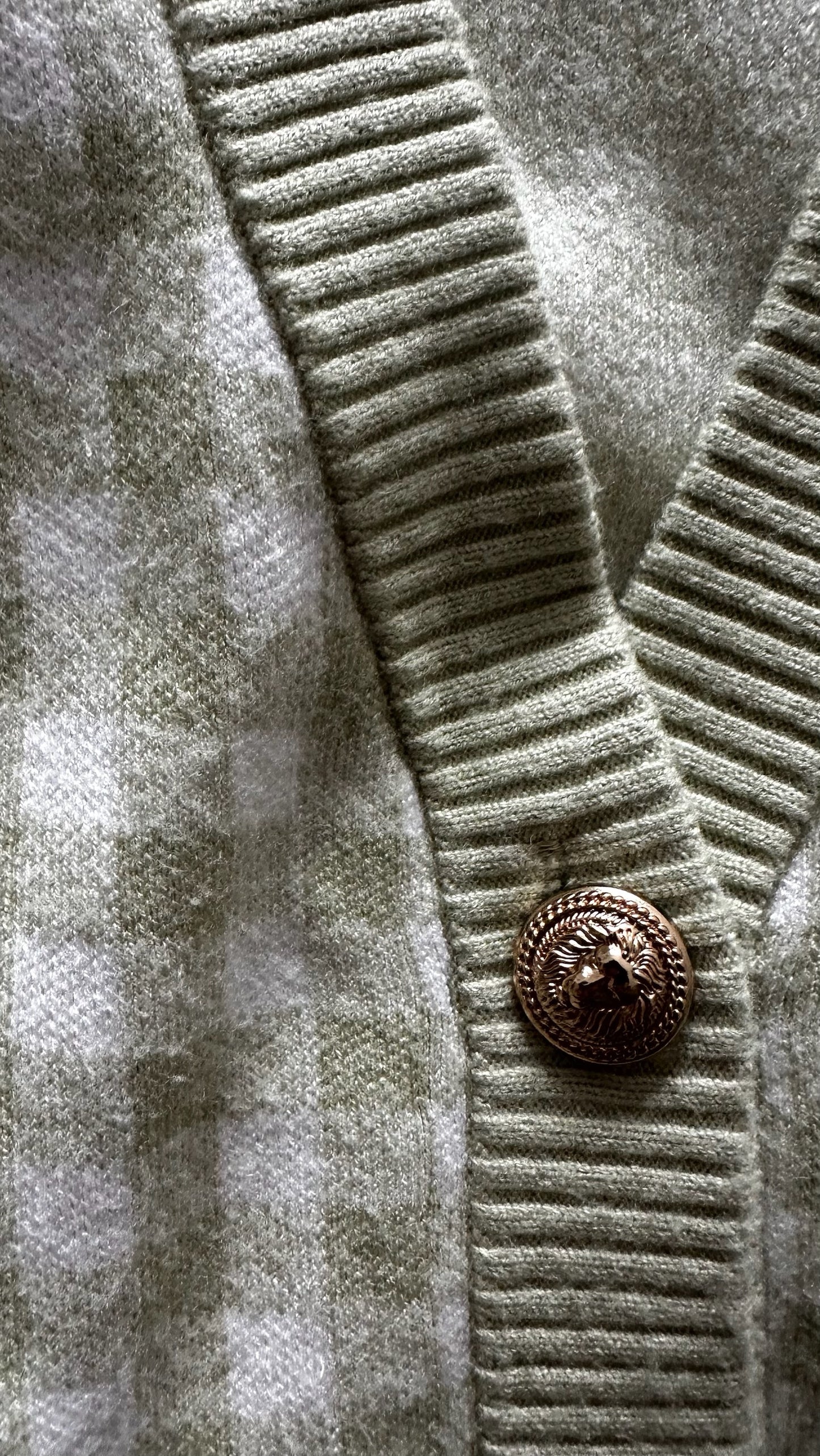 Joy sage green cream gingham check knitted cardigan large UK 12 vgc XMS25