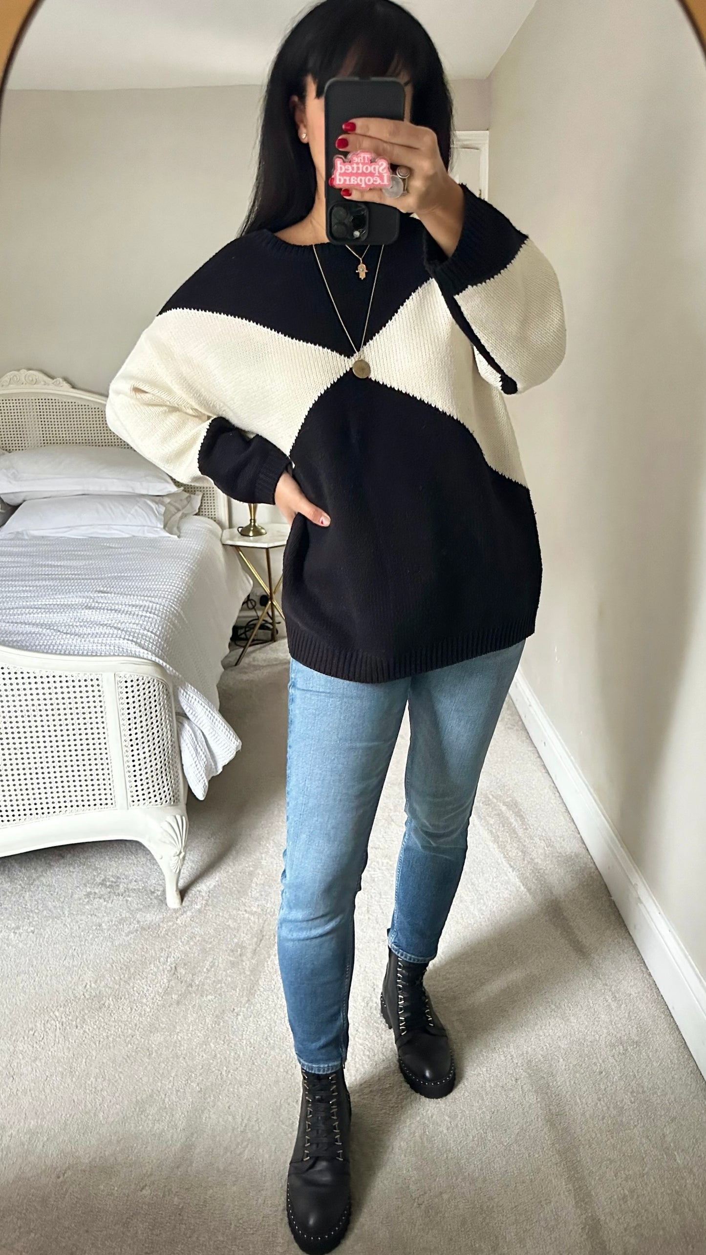 Le Marias black white monochrome block cover oversize jumper large L UK 12-14