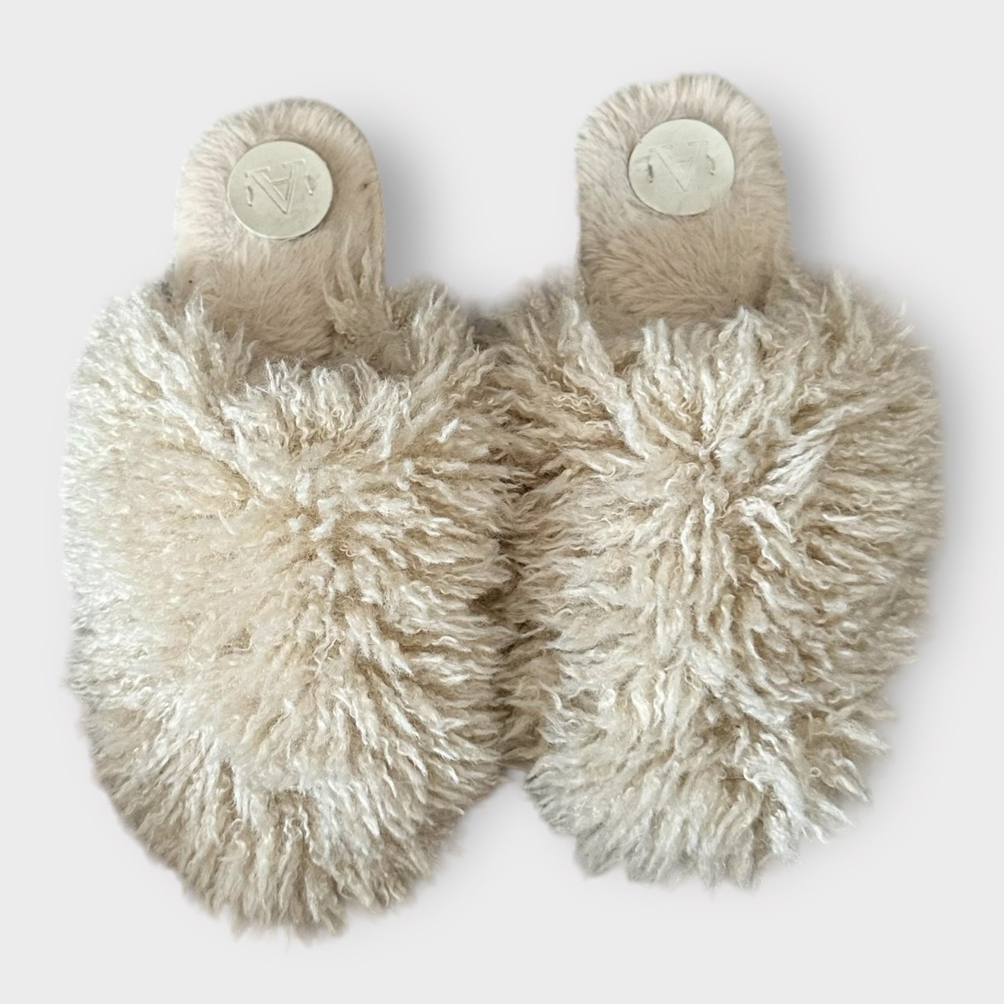 Anthropologie cream beige fluffy indoor slippers EU 37 UK 4 vgc