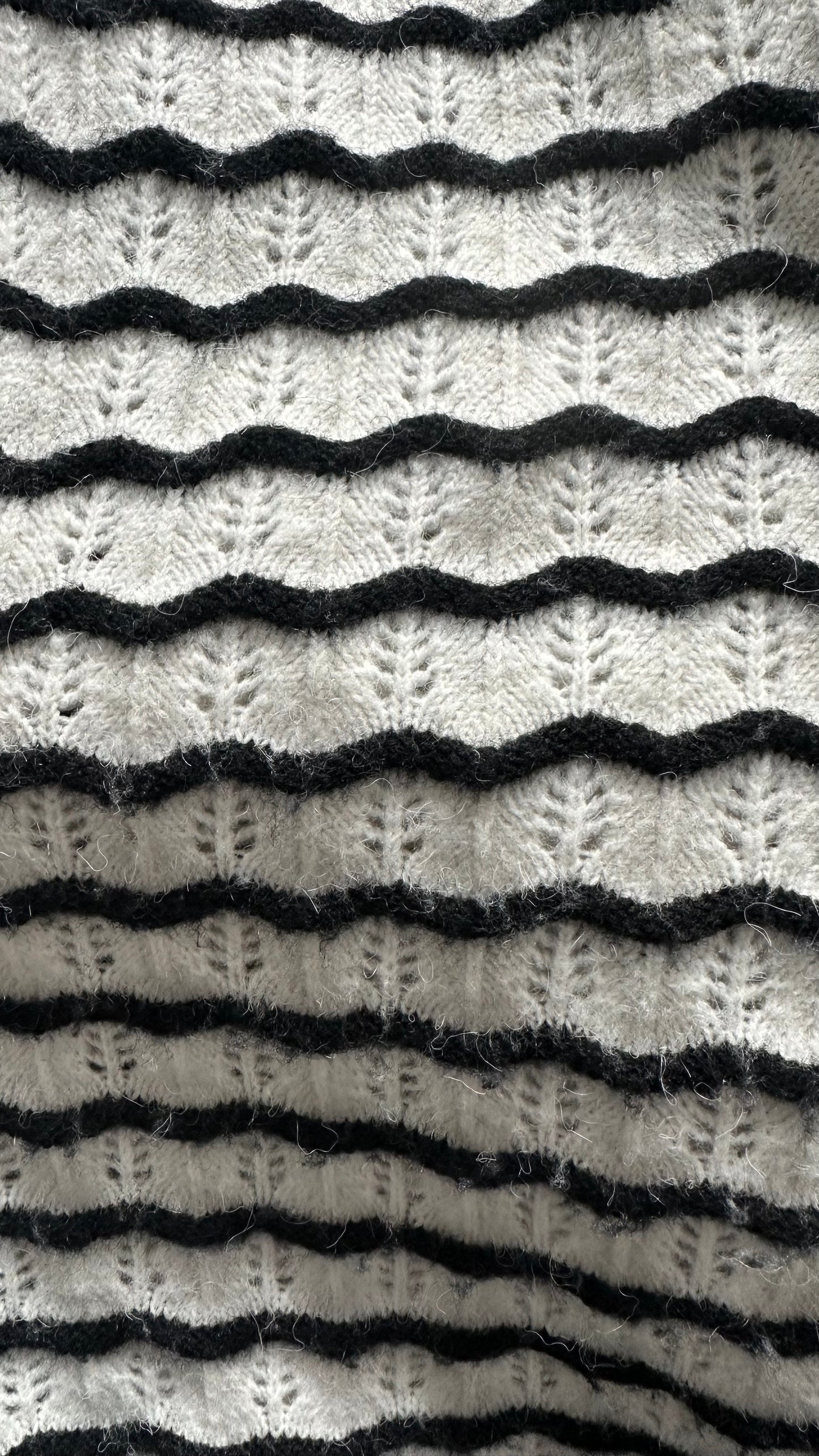 Oliver Bonas black white waves wool blend knitted jumper large UK 12 vgc