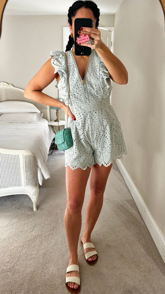 Forever New light turquoise sea green broderie anglaise playsuit shorts holiday mini medium UK 14 vgc