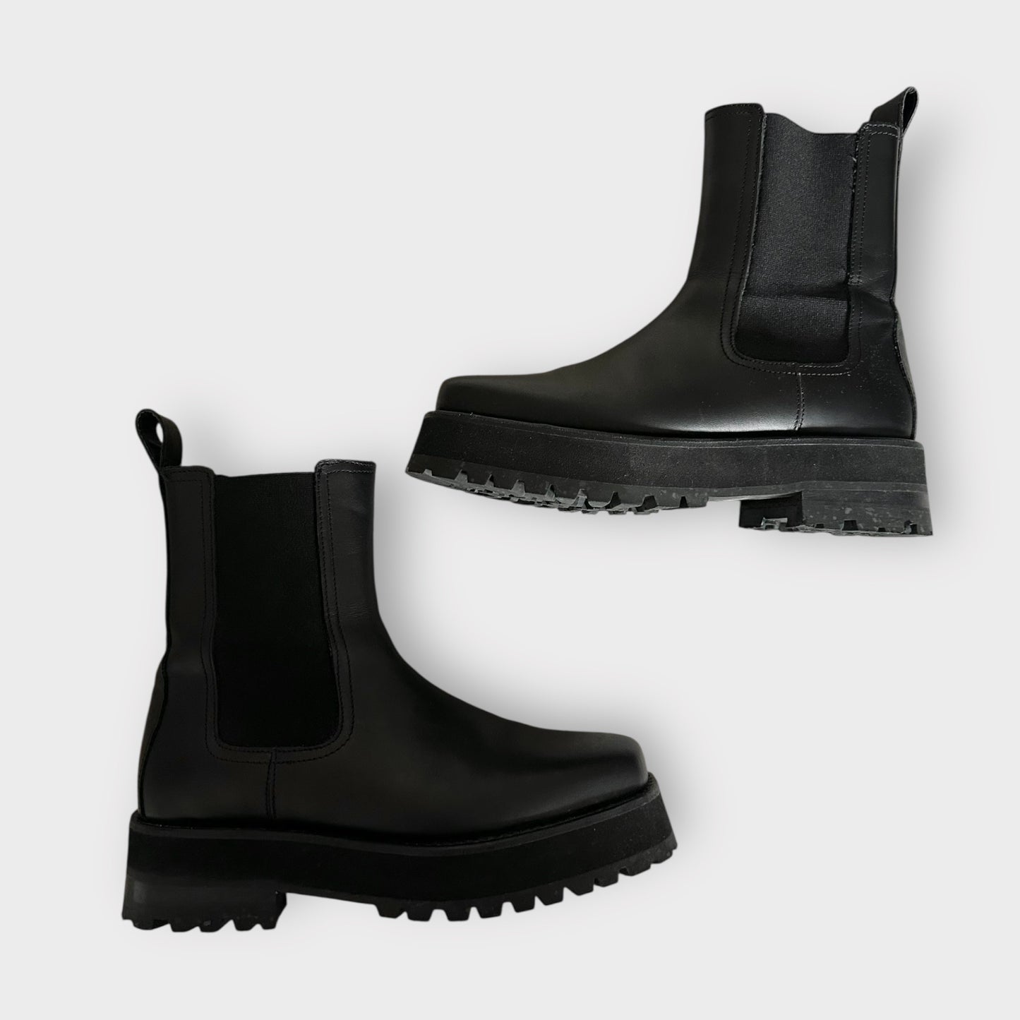 & other stories black leather mid rise beetle crusher boots EU 39 new bnwot w25