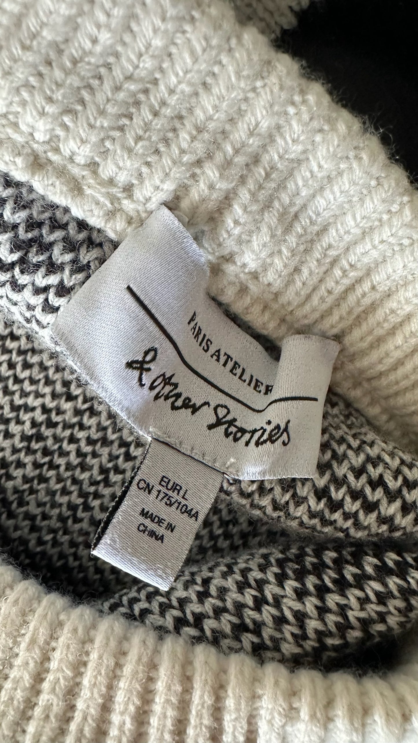 & other stories cream black horse silhouette jumper large UK 12 vgc w25