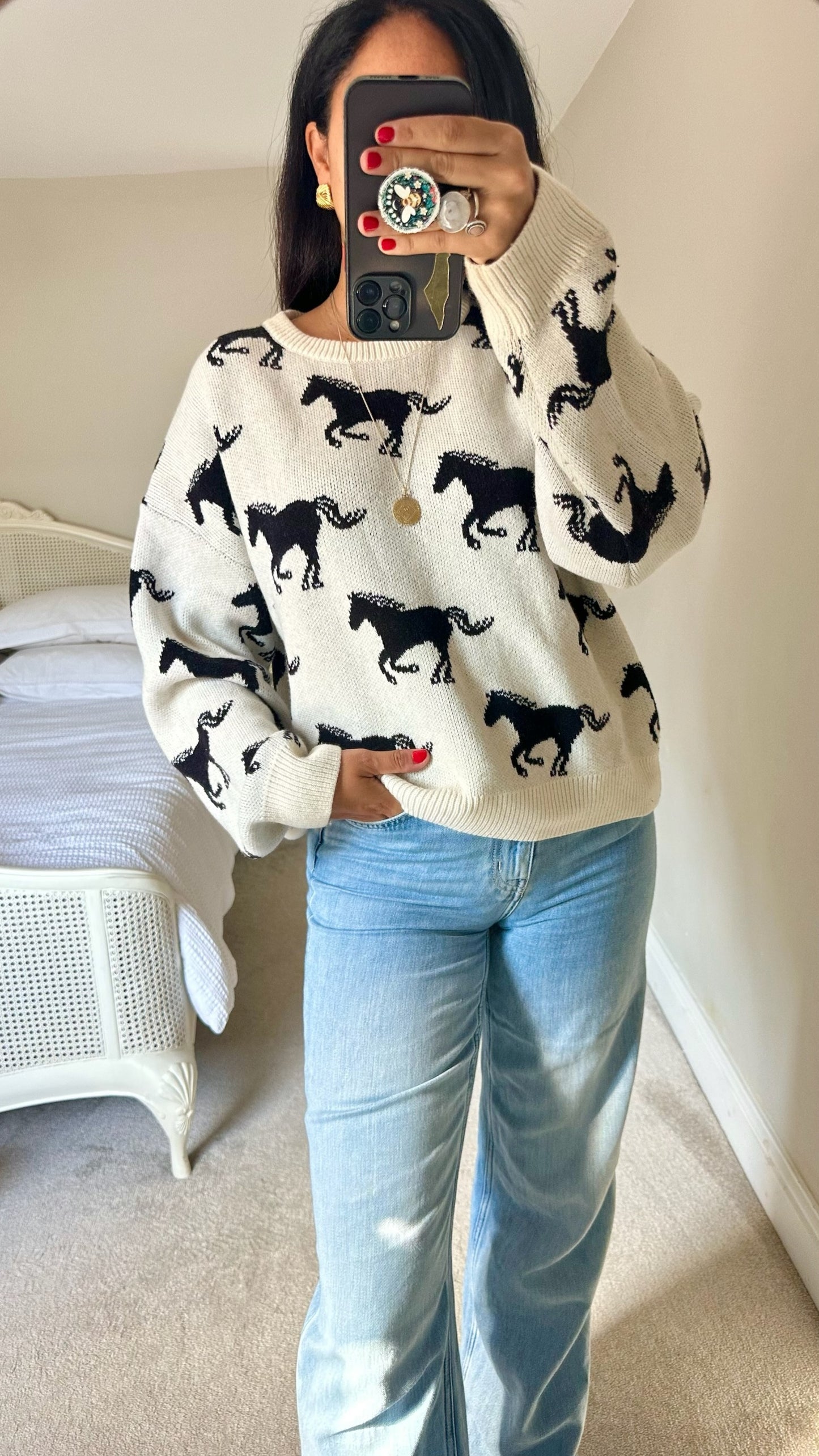 & other stories cream black horse silhouette jumper large UK 12 vgc w25