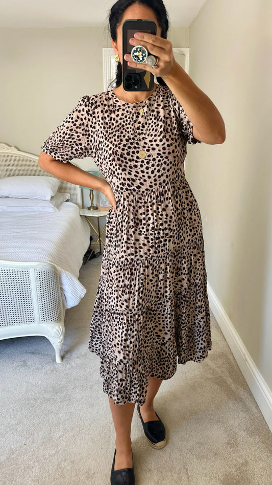 Forever new brown beige animal leopard print tiered dress extra large UK 12-14 vgc w25