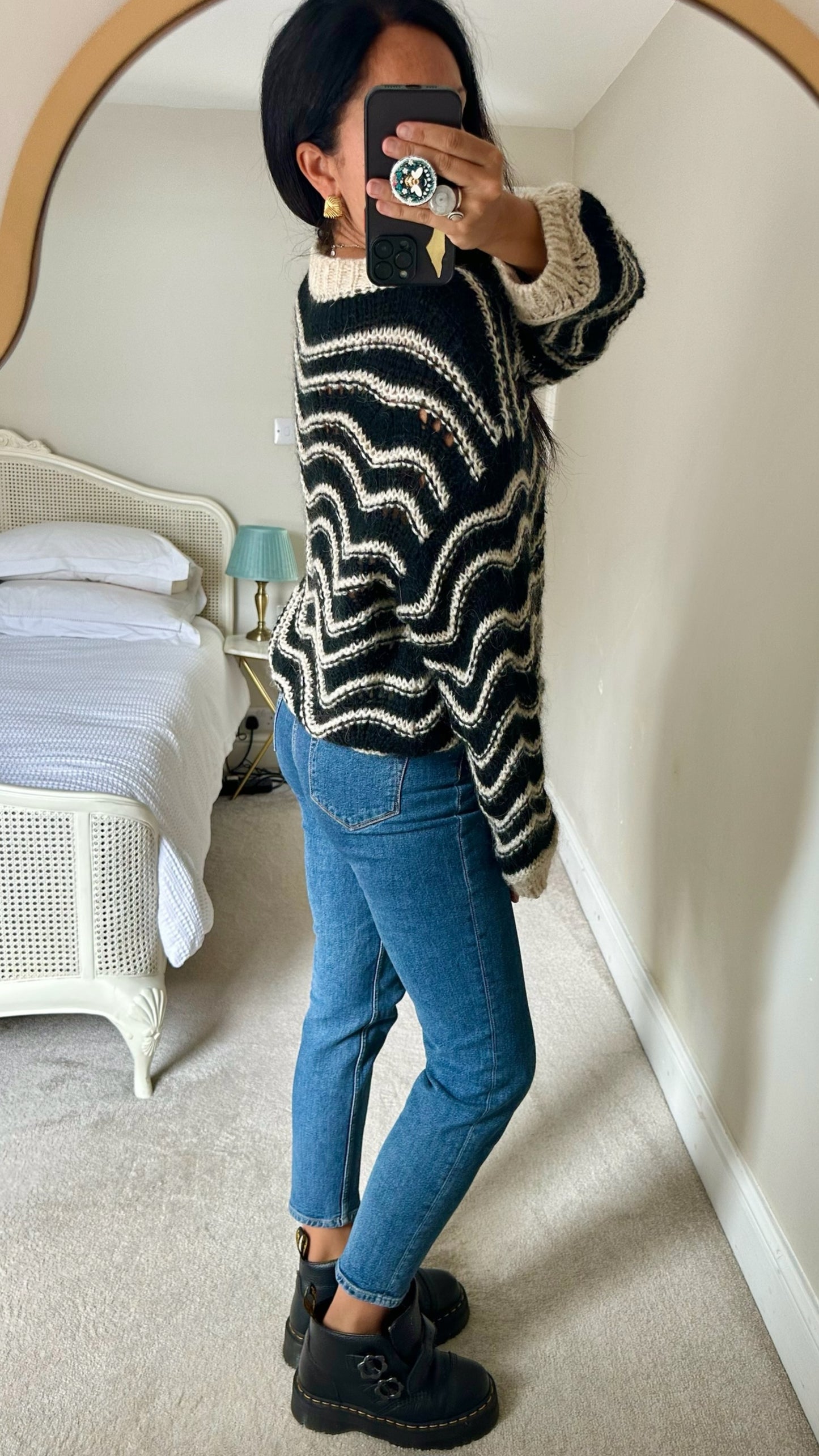 Noella copenhagen black cream squiggle line stripe high mohair blend wool knitted jumper medium UK 10 vgc w25
